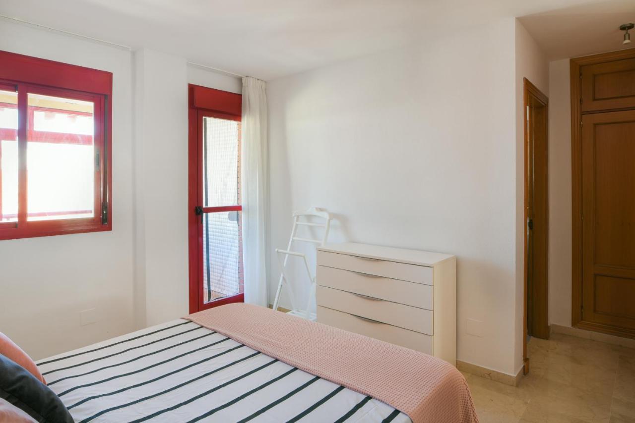 Malaga Estacion Ave Playa Apartment Exterior photo