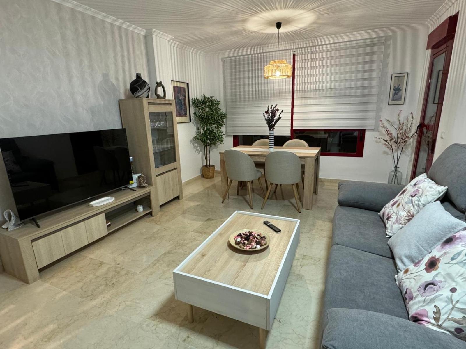 Malaga Estacion Ave Playa Apartment Exterior photo